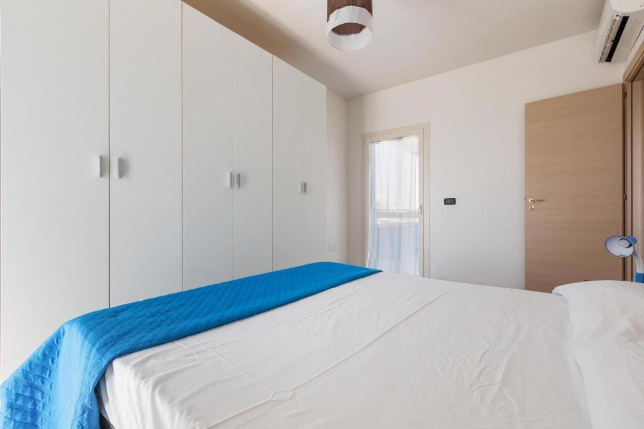Dormiglione Apartment Torre Lapillo Exteriör bild